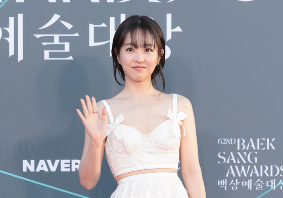 박보영, 최우수 연기상 눈물…"오늘 하루 잘 살아 보자" [62회 백상]