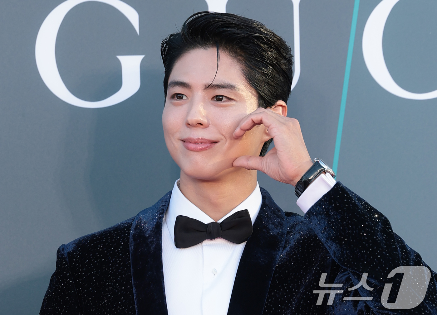 (서울=뉴스1) 권현진 기자 = 배우 박보검이 8일 서울 강남구 코엑스에서 열린 ‘제62회 백상예술대상’ 레드카펫 행사에 참석해 포즈를 취하고 있다. 2026.5.8/뉴스1