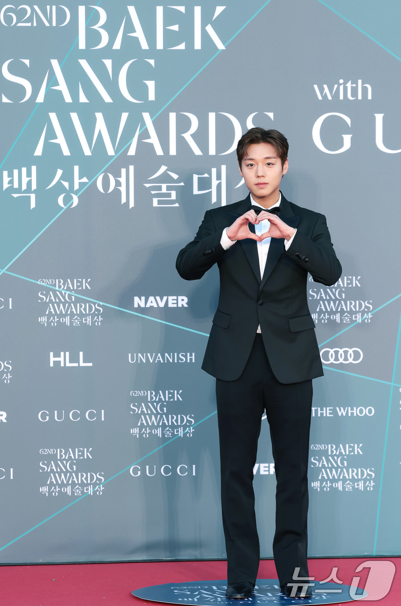 (서울=뉴스1) 권현진 기자 = 배우 박지훈이 8일 서울 강남구 코엑스에서 열린 ‘제62회 백상예술대상’ 레드카펫 행사에 참석해 포즈를 취하고 있다. 2026.5.8/뉴스1