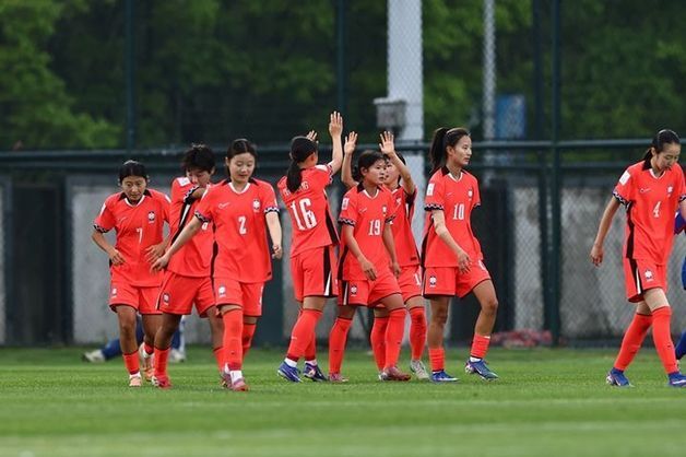 U-17 여자 축구, 북한에 0-3 완패…8강서 한일전 성사
