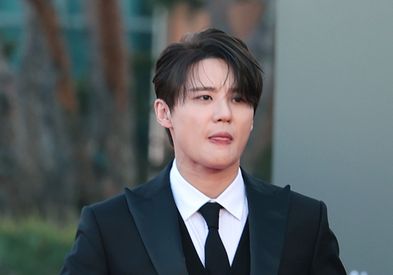 김준수, 멋짐 흩날리며