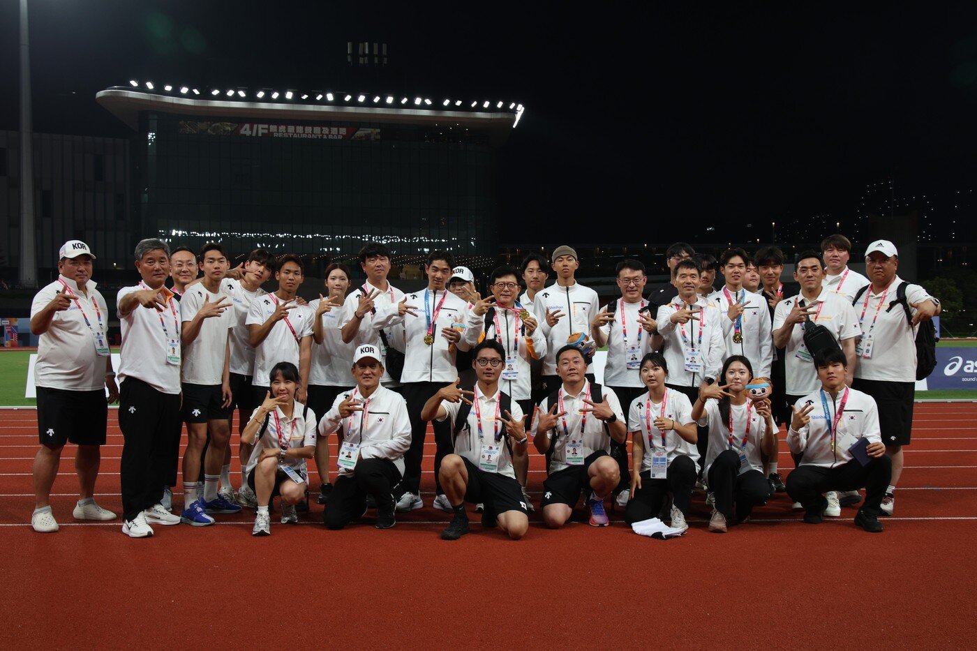 본문 이미지 - U-20 육상대표팀. (대한육상연맹 제공)