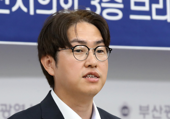 정책 공약과 함께 지지 호소하는 하정우 후보