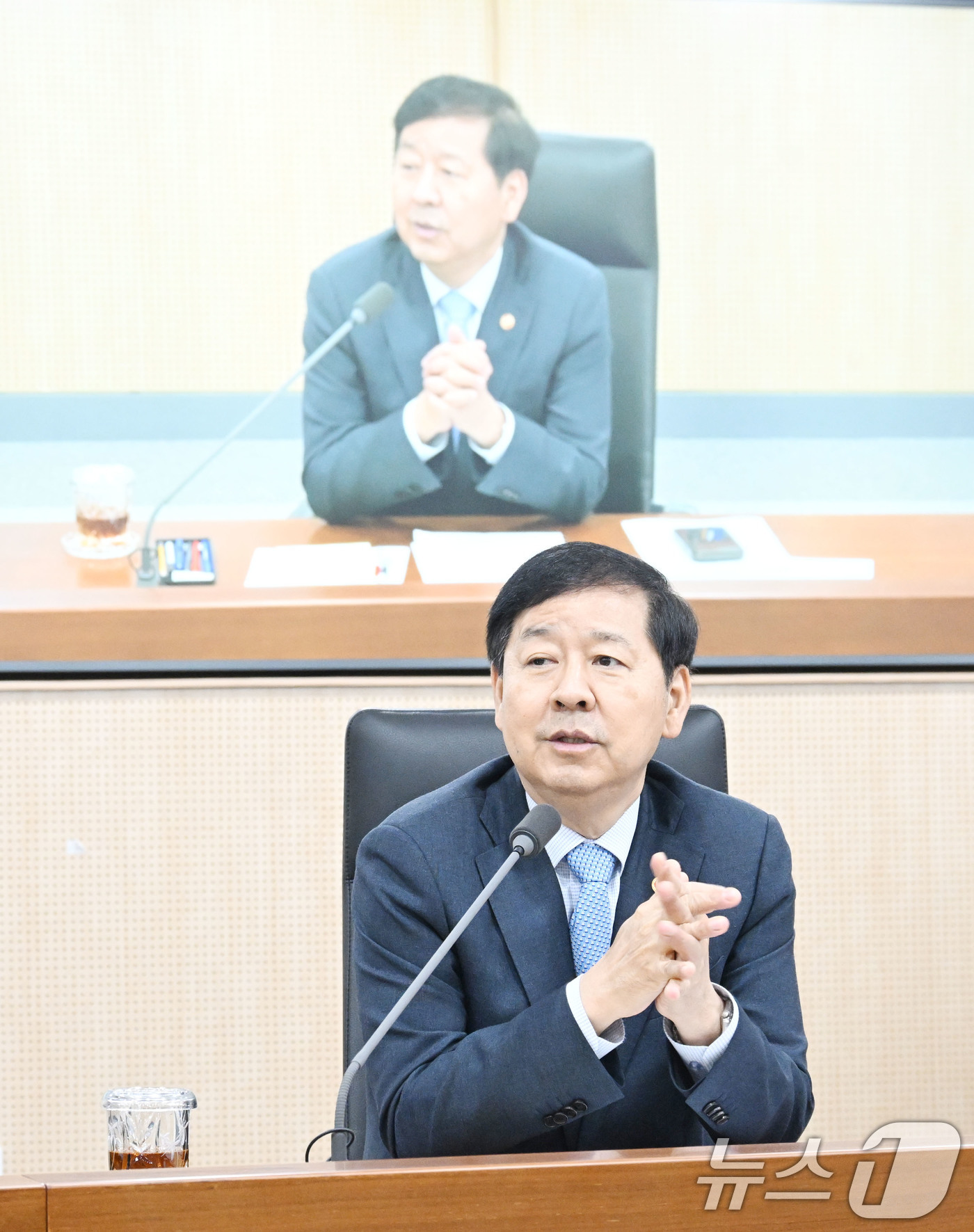 (서울=뉴스1) = 구윤철 경제부총리 겸 재정경제부 장관이 1일 정부세종청사에서 열린 재정경제부 확대간부회의에서 모두발언을 하고 있다. (재정경제부 제공. 재판매 및 DB금지) 2 …