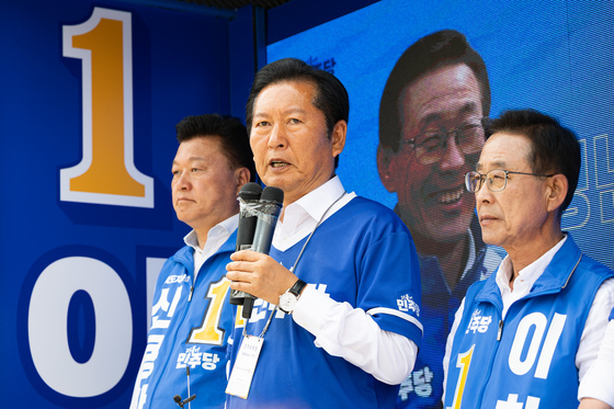 정청래 "즉시 대전 사고현장으로…선거운동보다 유가족 슬픔 함께해야"