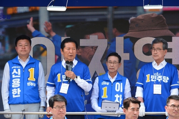 이차영·송인헌 괴산군수 후보, 차분함 속 막판 지지 호소