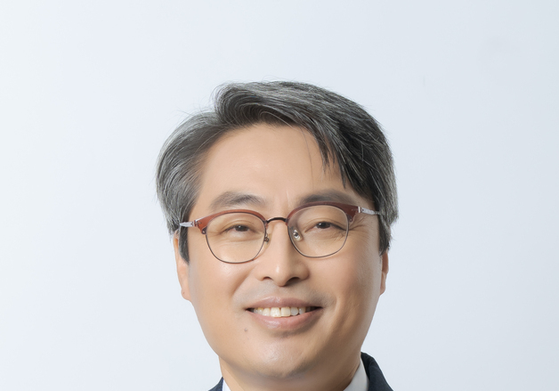 중견련 상근부회장에 김현철 화학융합시험연구원장 임명