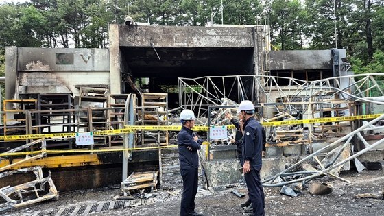 한화 "로켓 추진체 세척 중 폭발 추정"…김승연 "애통한 심정"(종합)