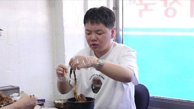 '전현무계획3' 곽튜브 "아들 새벽 분유 담당…2시간 자고 왔다"
