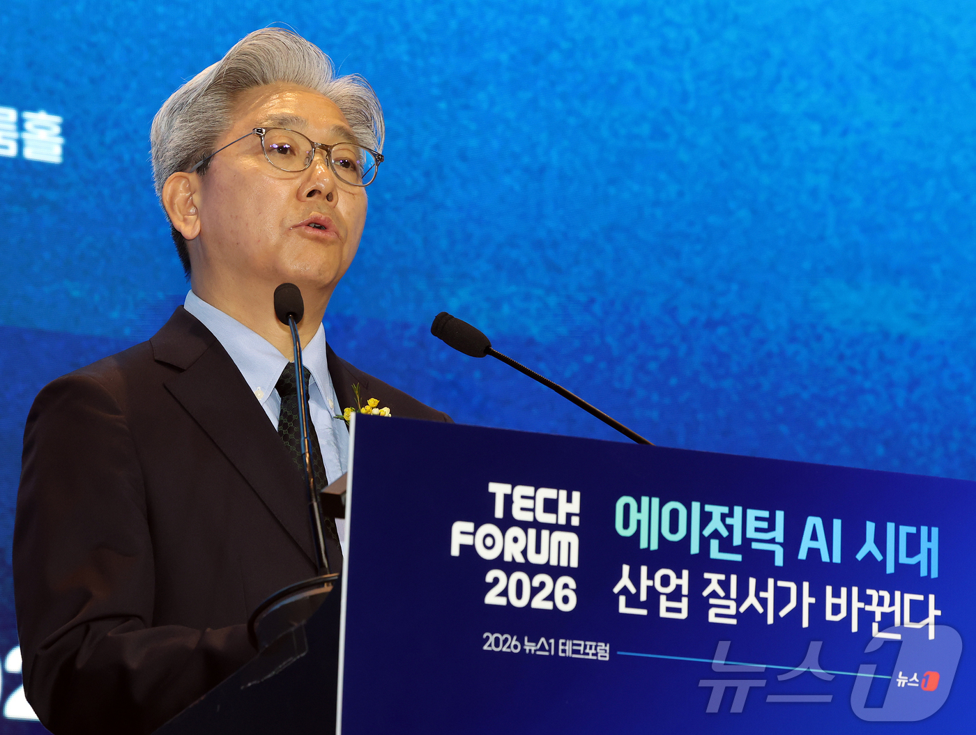 (서울=뉴스1) 김진환 기자 = 이영섭 뉴스1 대표이사가 10일 오전 서울 영등포구 여의도 글래드호텔 블룸홀에서 '에이전틱 AI 시대 산업 질서가 바뀐다'를 주제로 열린 2026 …