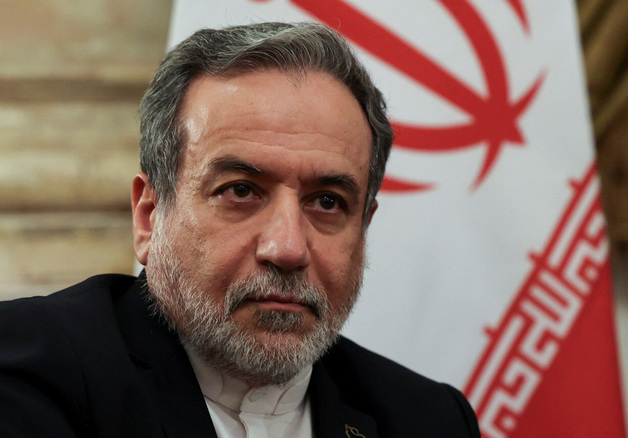 이란 매체 "美, 제재·해상봉쇄 해제…미사일은 협상서 제외"