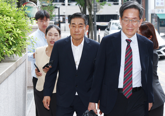 2차 종합특검 출석하는 신원식 전 국가안보실장