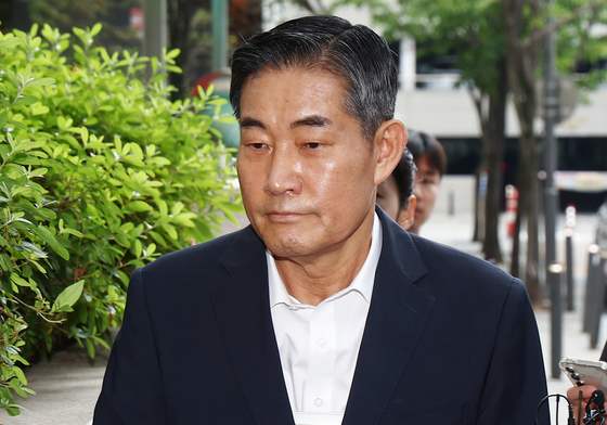 '계엄 정당화 메시지' 신원식 전 안보실장, 종합특검 출석