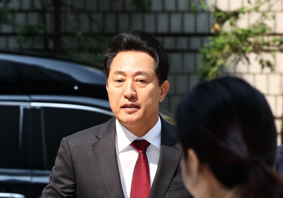 공판 출석하는 오세훈 서울시장