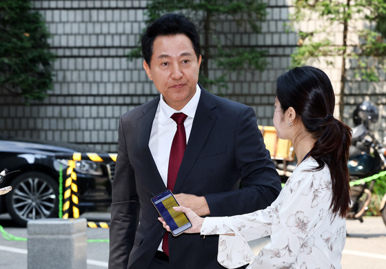 오세훈 시장, 정치자금법 위반 혐의 공판 출석