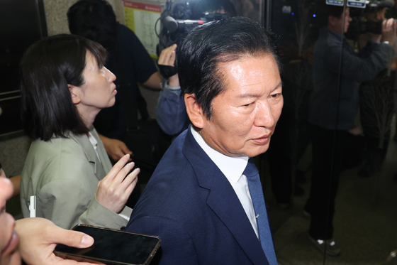 정청래 "국민은 영원하고 정권은 짧다…여당다울 때 국민 지지"(종합)