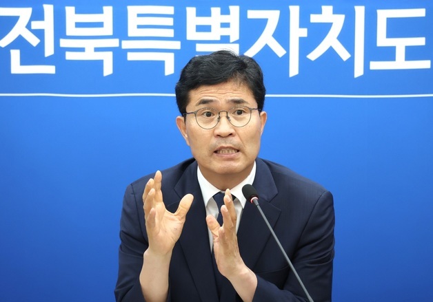 이원택 "전주·완주 통합 임기 내 추진 안 해…완주 군민 의사 존중"