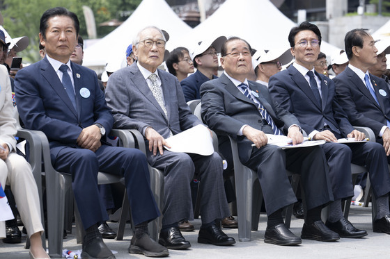 6.10 만세운동 기념식 참석한 김민석 총리와 정청래 대표