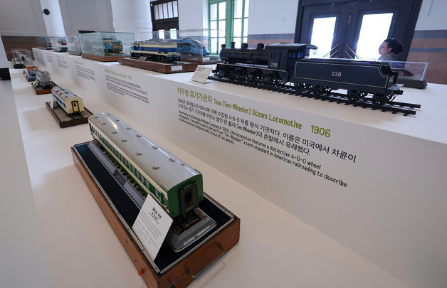 철도문화 유산 조명하는 '서울역2026: 다시 뛰는 심장'