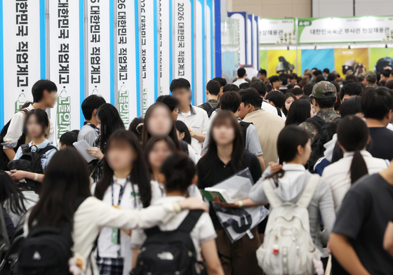 구름인파 몰린 고졸인재 채용엑스포