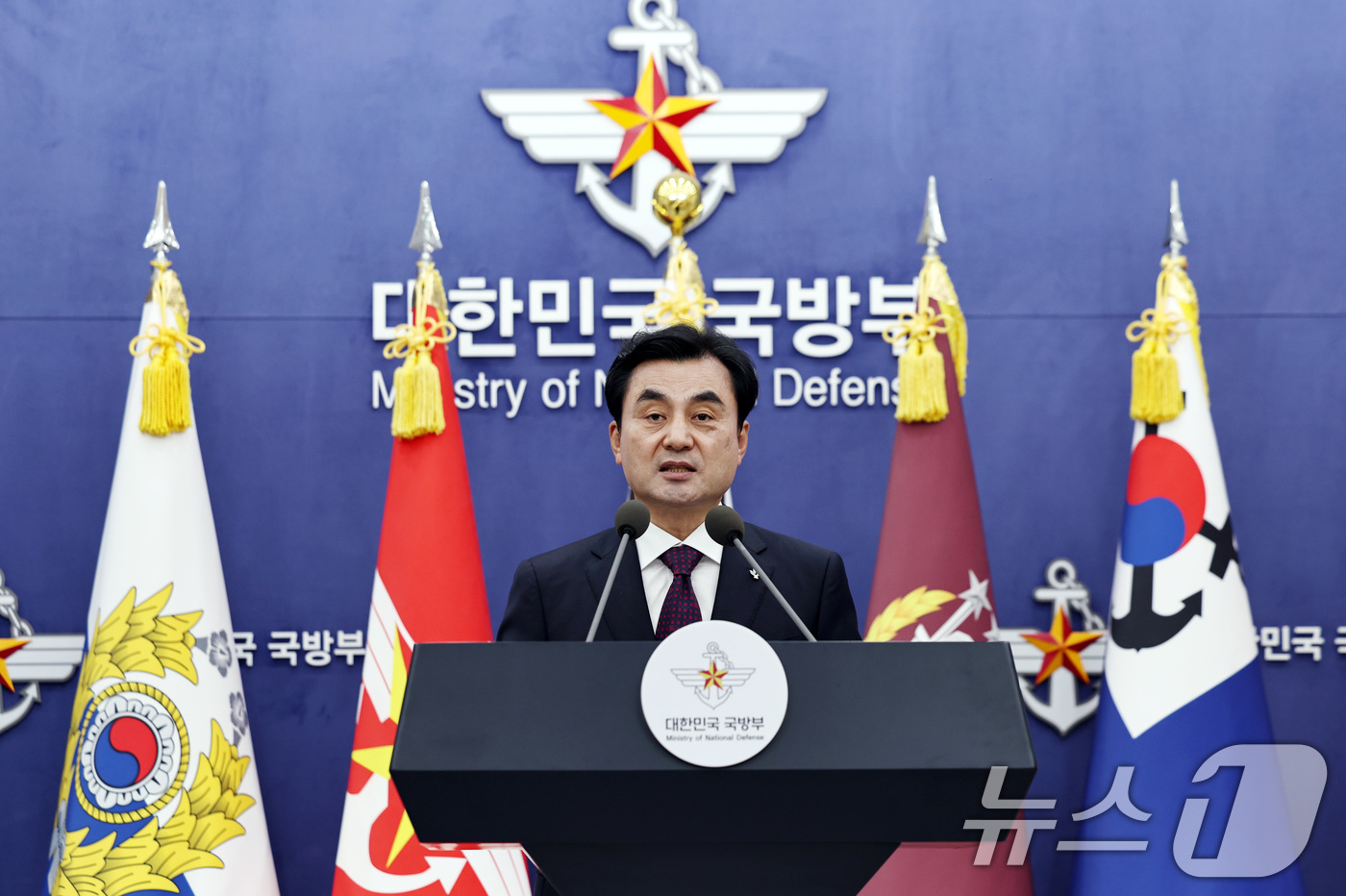 (서울=뉴스1) 구윤성 기자 = 안규백 국방부 장관이 10일 오후 서울 용산 국방부에서 국군방첩사령부(방첩사) 해체 및 기능 개편 계획을 발표하고 있다. 2026.6.10/뉴스1