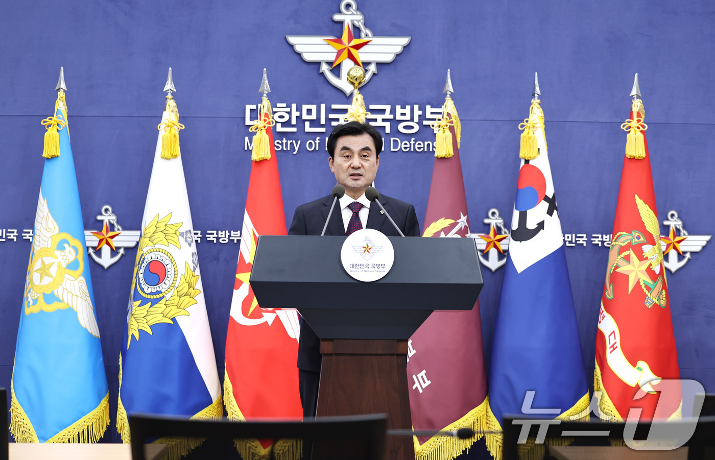 (서울=뉴스1) 구윤성 기자 = 안규백 국방부 장관이 10일 오후 서울 용산 국방부에서 국군방첩사령부(방첩사) 해체 및 기능 개편 계획을 발표하고 있다. 2026.6.10/뉴스1