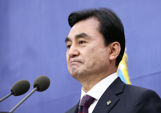 軍 "방첩사, 세평 수집 등 권력 기능 폐지"