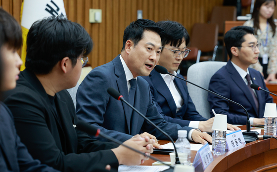 시국선언 대학생들 만난 장동혁 대표