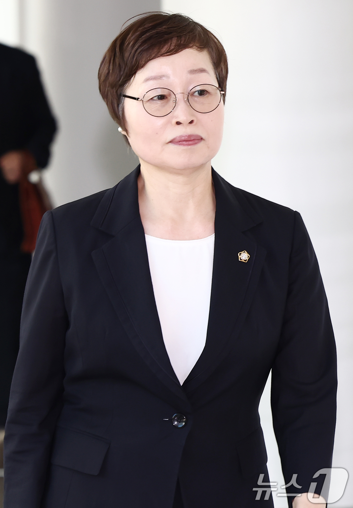 (과천=뉴스1) 김민지 기자 = 조현욱 중앙선거관리위원회 투표용지 부족사태 진상규명위원장이 10일 오후 과천 중앙선거관리위원회에서 열린 투표용지 부족사태 진상규명위원회 제1차 회의 …