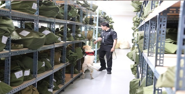 광주교도소에 마약탐지견 투입 검사…의심 물질 없어