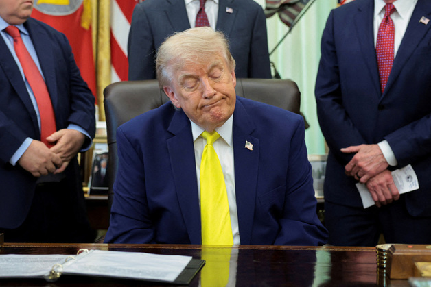 트럼프 "USMCA 갱신 생각 없다…캐·멕, 미국 더 잘 대우해야"