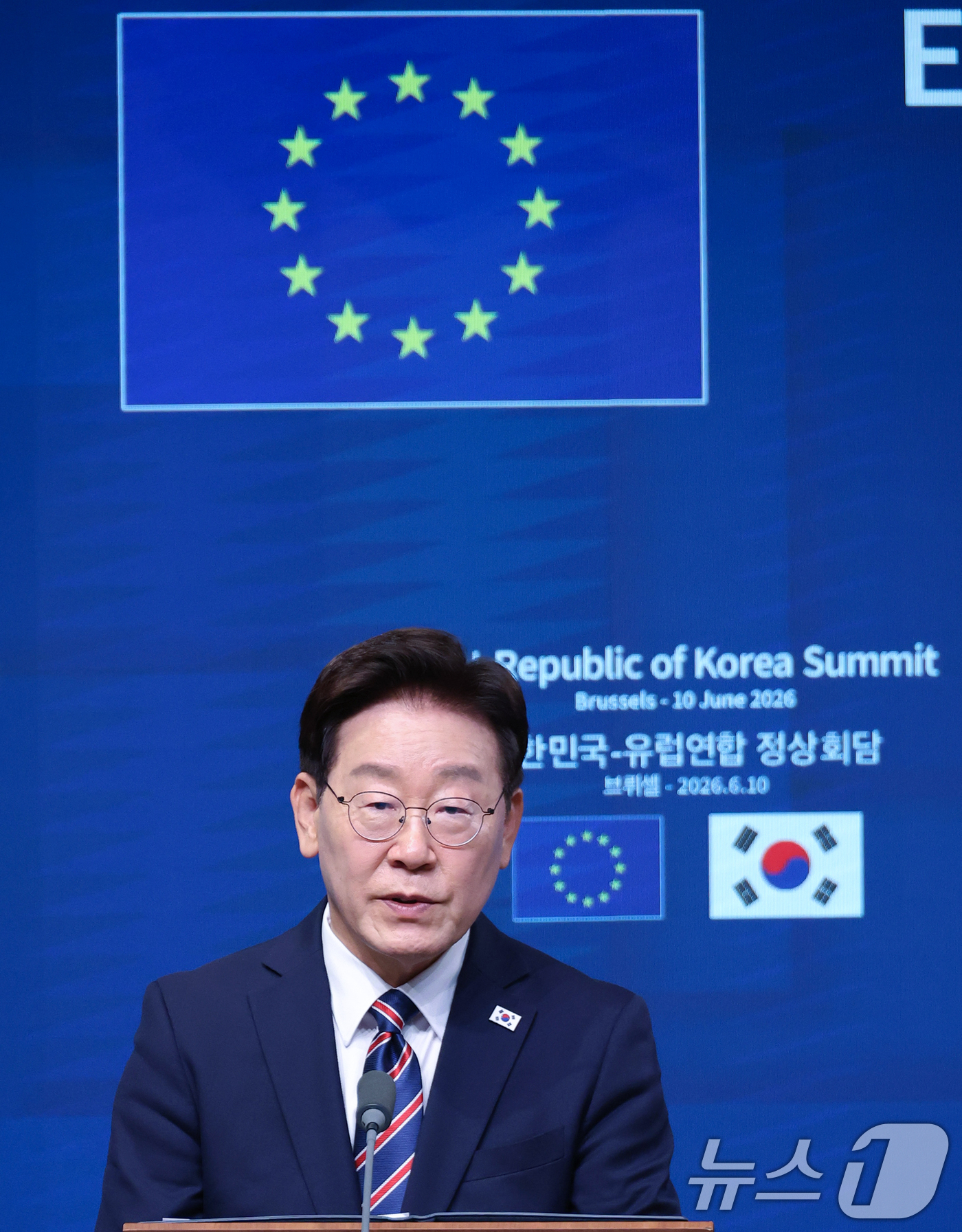 (브뤼셀(벨기에)=뉴스1) 허경 기자 = 이재명 대통령이 10일(현지시간) 벨기에 브뤼셀 유럽연합(EU) 이사회에서 공동언론발표를 하고 있다.  2026.6.11/뉴스1