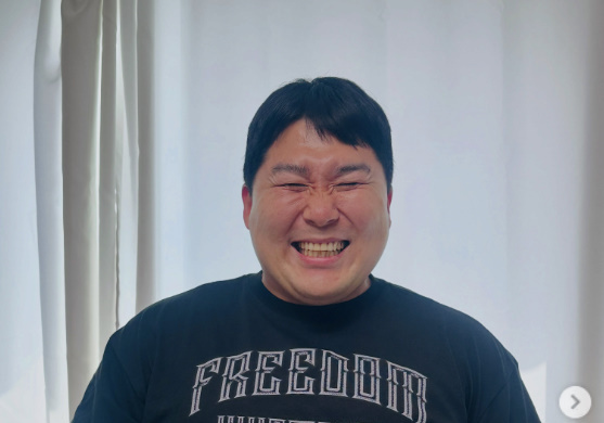 '결혼 10개월' 개그맨 박경호 아빠 된다, 아내 임신…"우리 몰빵이 12월에 만나"