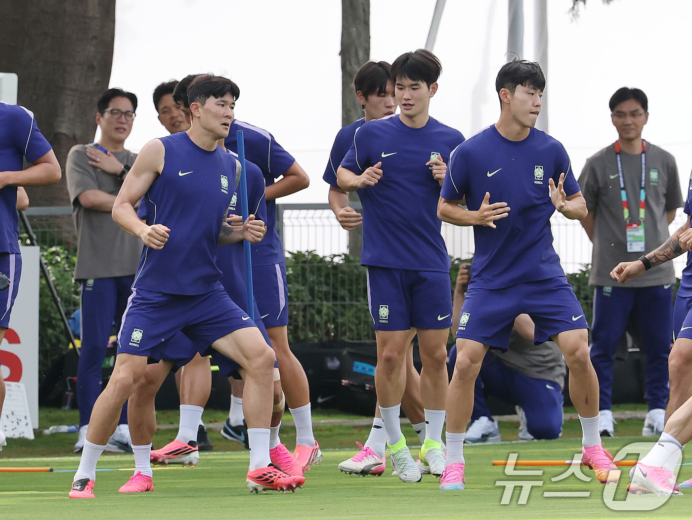 (과달라하라(멕시코)=뉴스1) 임세영 기자 = 2026 북중미 월드컵에 출전하는 대한민국 축구 국가대표팀 김민재, 이기혁 등이 10일(현지시간) 멕시코 과달라하라 인근 사포판에 위 …