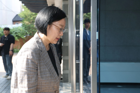 인사청문회 준비 사무실 출근하는 한성숙 후보자