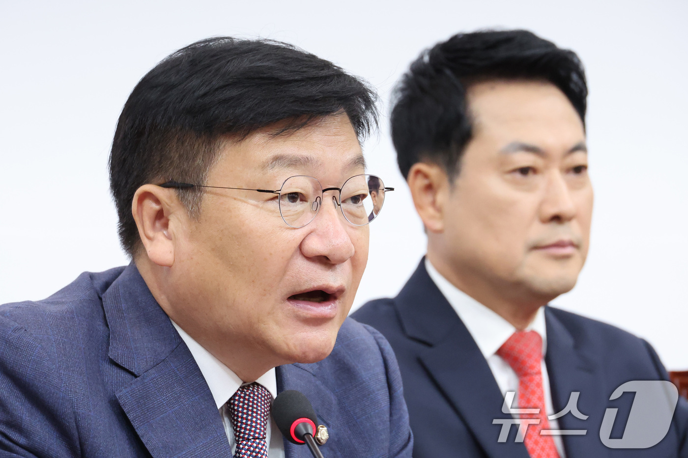 (서울=뉴스1) 신웅수 기자 = 정점식 국민의힘 원내대표가 11일 서울 여의도 국회에서 열린 최고위원회의에서 발언하고 있다. 2026.6.11/뉴스1