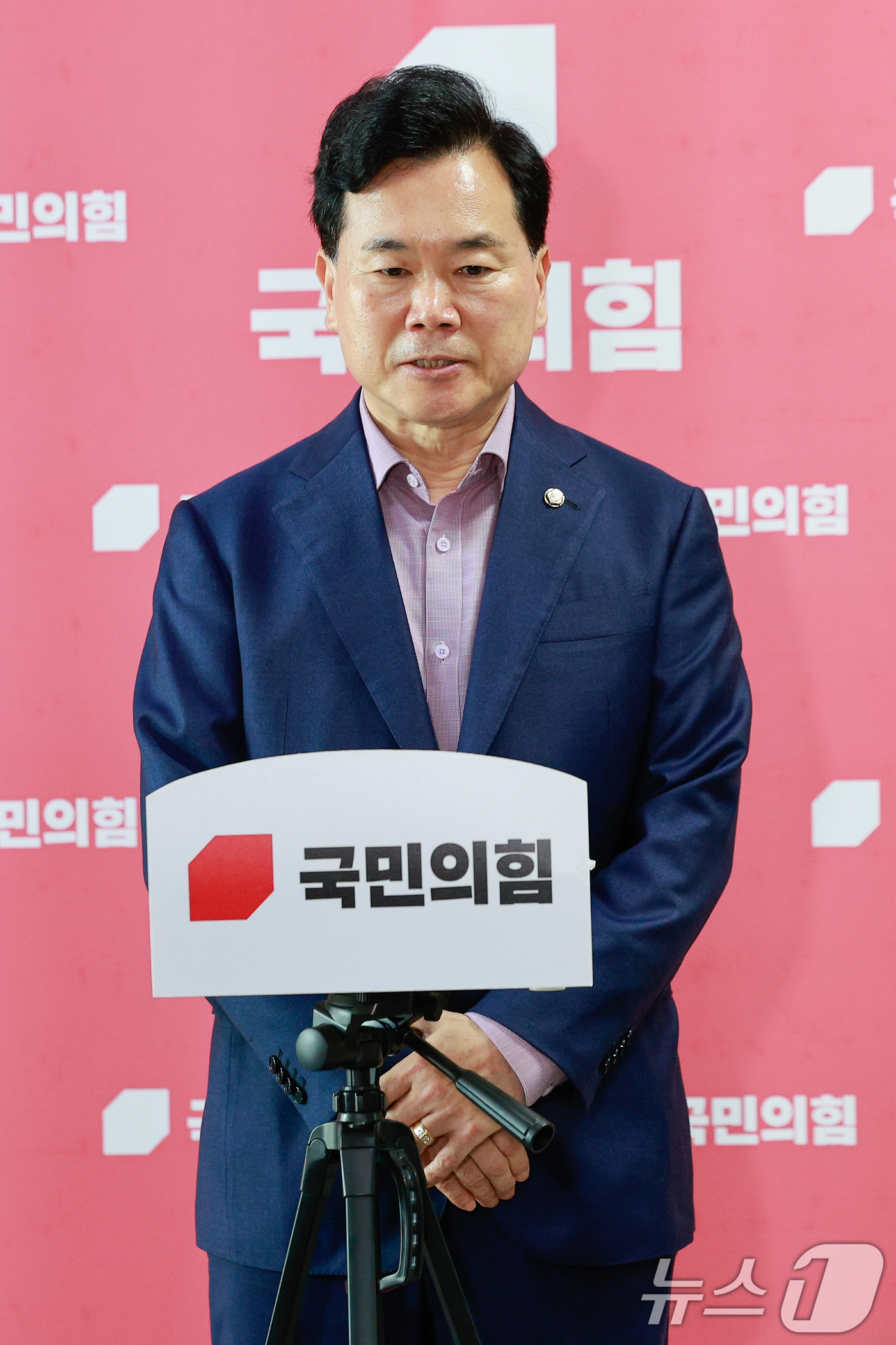 (서울=뉴스1) 안은나 기자 = 국민의힘 원내운영수석부대표에 내정된 김승수 의원이 11일 오전 서울 여의도 국회에서 소감을 밝히고 있다. 2026.6.11/뉴스1