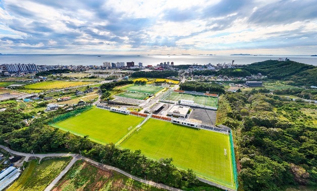 보령서 13일 '만세보령머드배 7개 시·군 70대 축구대회' 열려