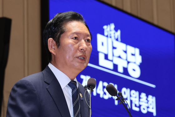 정청래 "정권은 짧다" 하루 만에…"李대통령 중심 정권 재창출"
