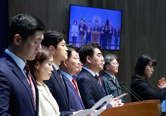 장동혁 대표직 사퇴 요구하는 대안과미래
