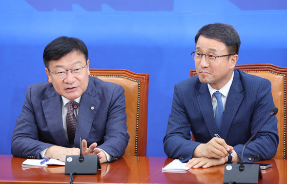 여야 원구성 신경전…"野에 법사위원장" vs "그건 양보 어려워"(종합)