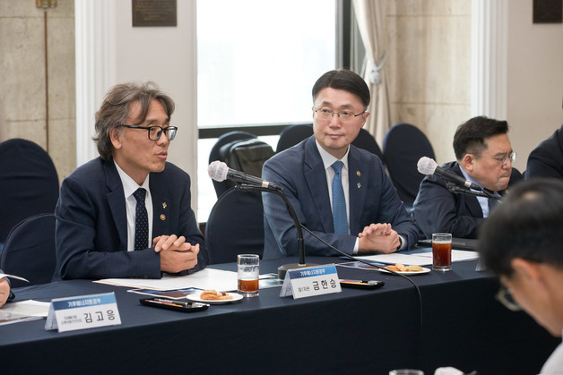 발언하는 금한승 기후에너지환경부 차관
