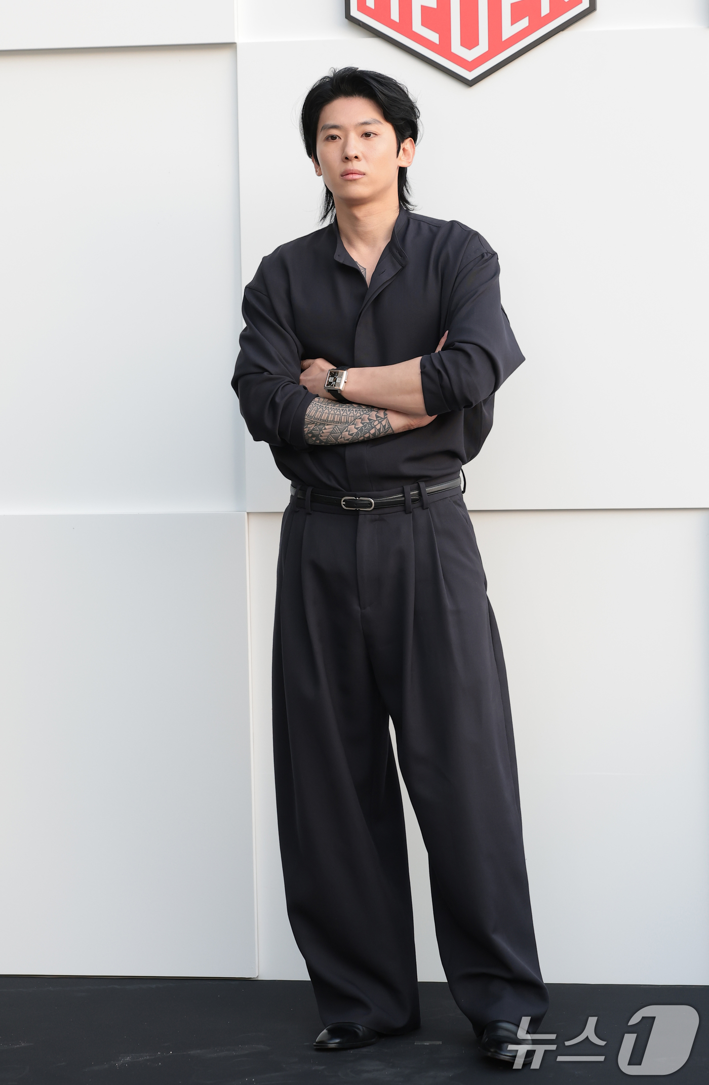 (서울=뉴스1) 권현진 기자 = 방송인 덱스가 11일 서울 종로구 아카이브피피에서 열린 태그호이어 모나코-더아이콘 행사 기념 포토 행사에 참석하고 있다. 2026.6.11/뉴스1