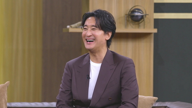 '데이앤나잇' 신현준, 53세에 득녀 "딸 낳고 술·담배 모두 끊었다"