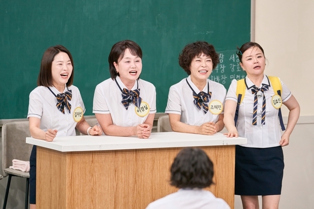 '아는형님' 김지선 "넷째 35분만에 출산"…김효진 "45세에 자연임신"