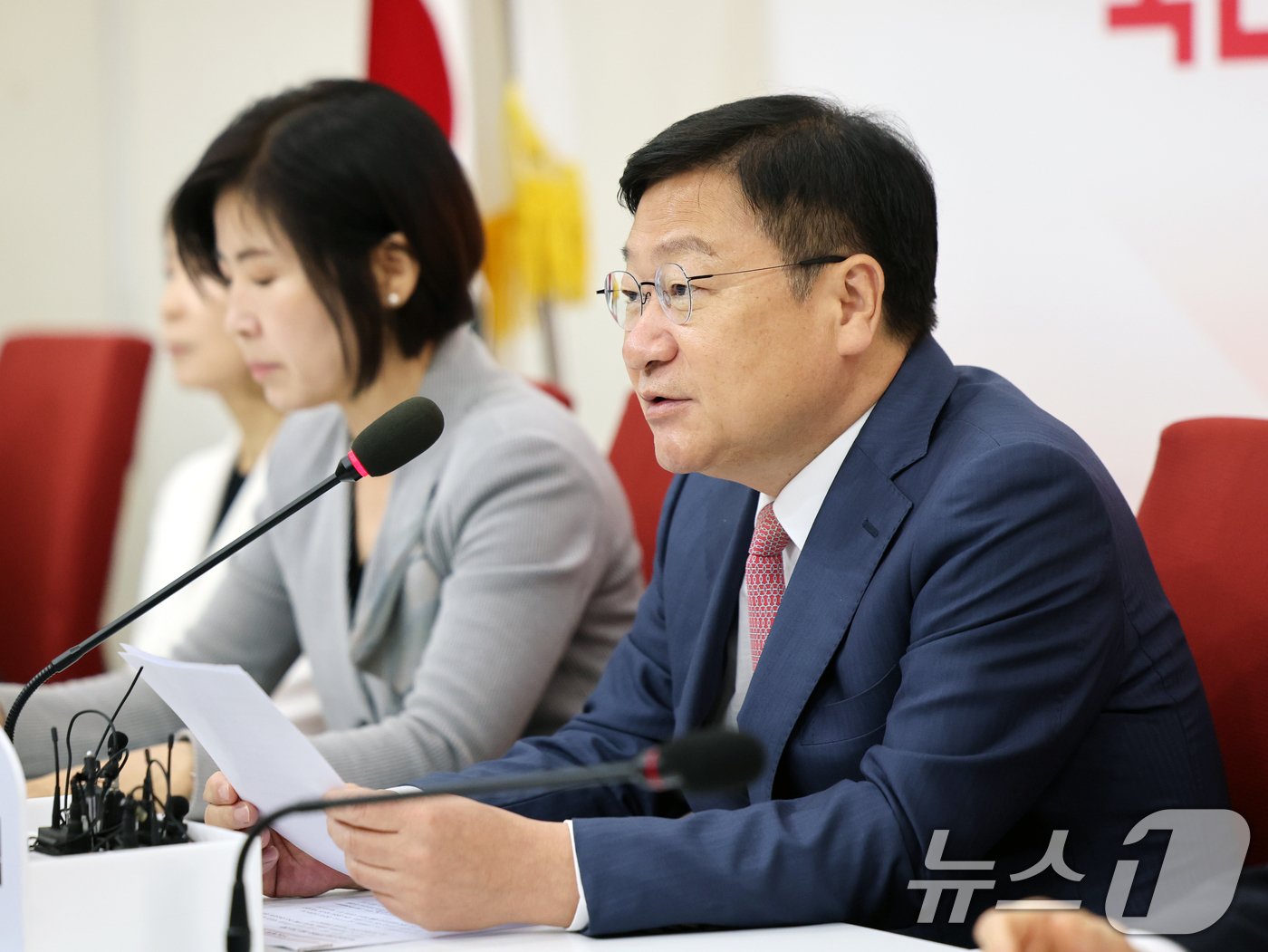 (서울=뉴스1) 황기선 기자 = 정점식 국민의힘 원내대표가 12일 오전 서울 여의도 국회에서 열린 기자간담회에서 모두발언을 하고 있다.  2026.6.12/뉴스1