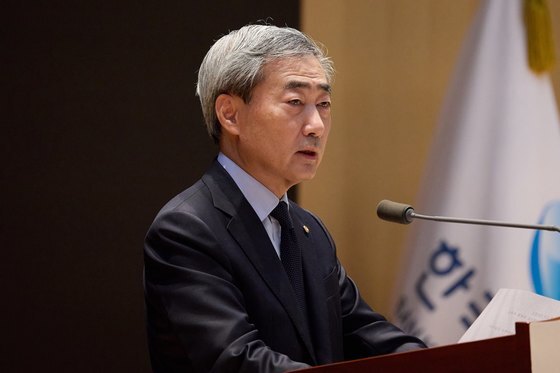[속보]신현송 "물가 상당 기간 높은 수준 오름세…적극 대응"