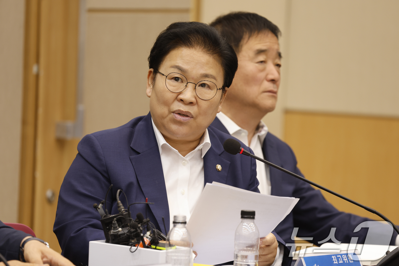 (광주=뉴스1) 김태성 기자 = 문정복 더불어민주당 최고위원이 12일 오전 광주시 김대중컨벤션센터에서 열린 민주당 전남광주현장 최고위원회의에서 발언을 하고 있다. 2026.6.12 …