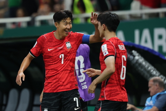 [속보] 한국, 체코에 2-1 월드컵 첫 승…'황인범 동점골·오현규 역전골'
