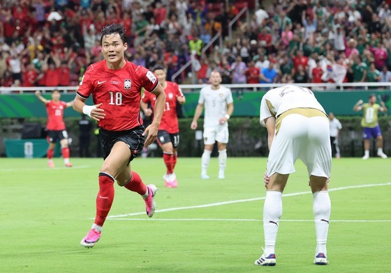'32강 보인다' 황인범·오현규 연속골로 체코 2-1로 '격파'